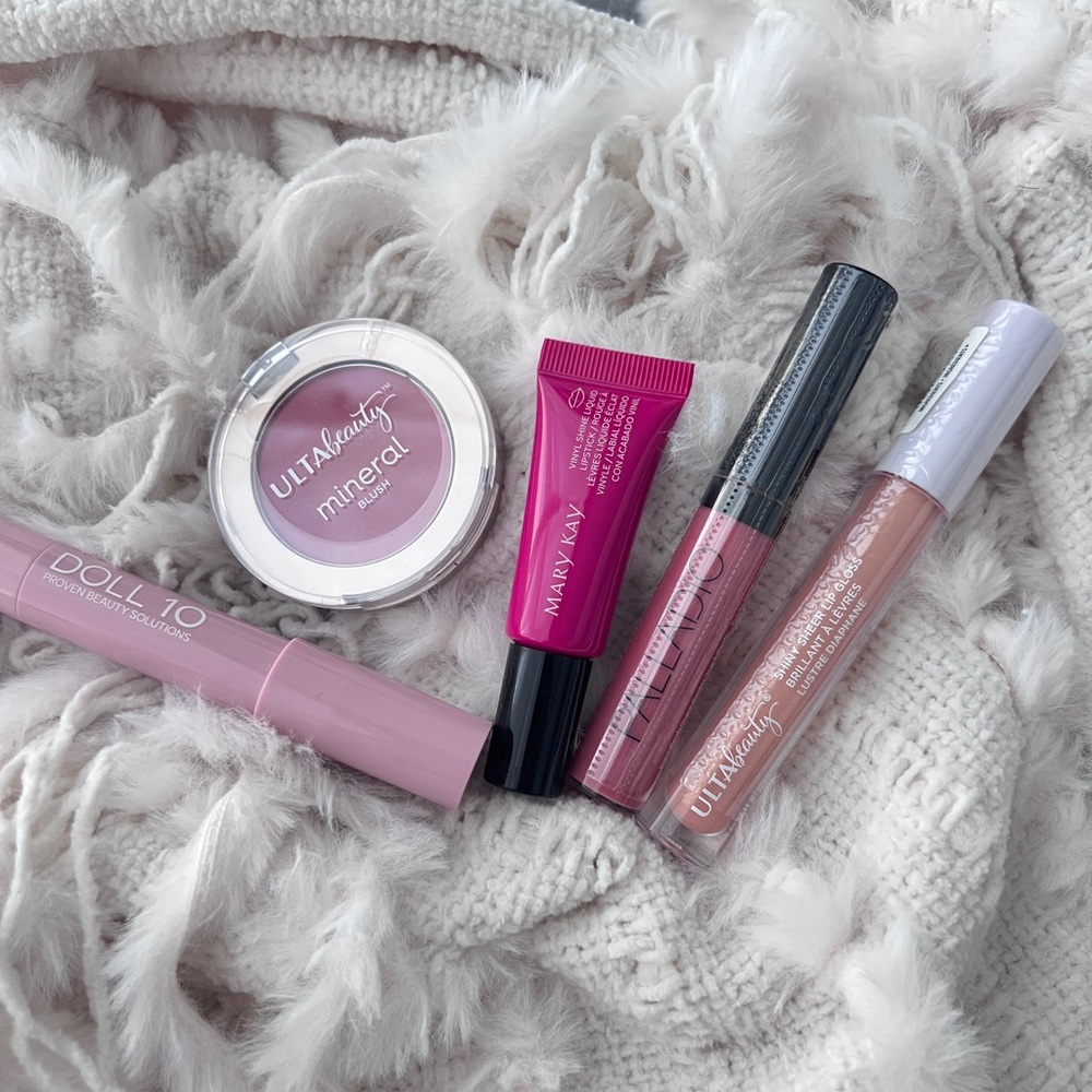 Assorted Makeup Lot